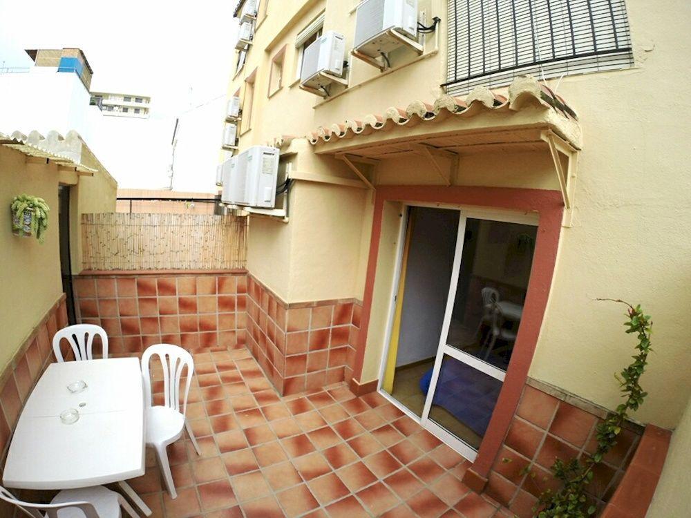 Guesthouset Cuevas 2*
